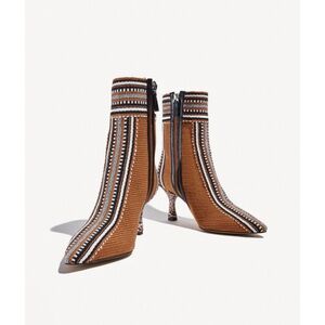 Amambaih Fabric Ankle Monica Boots